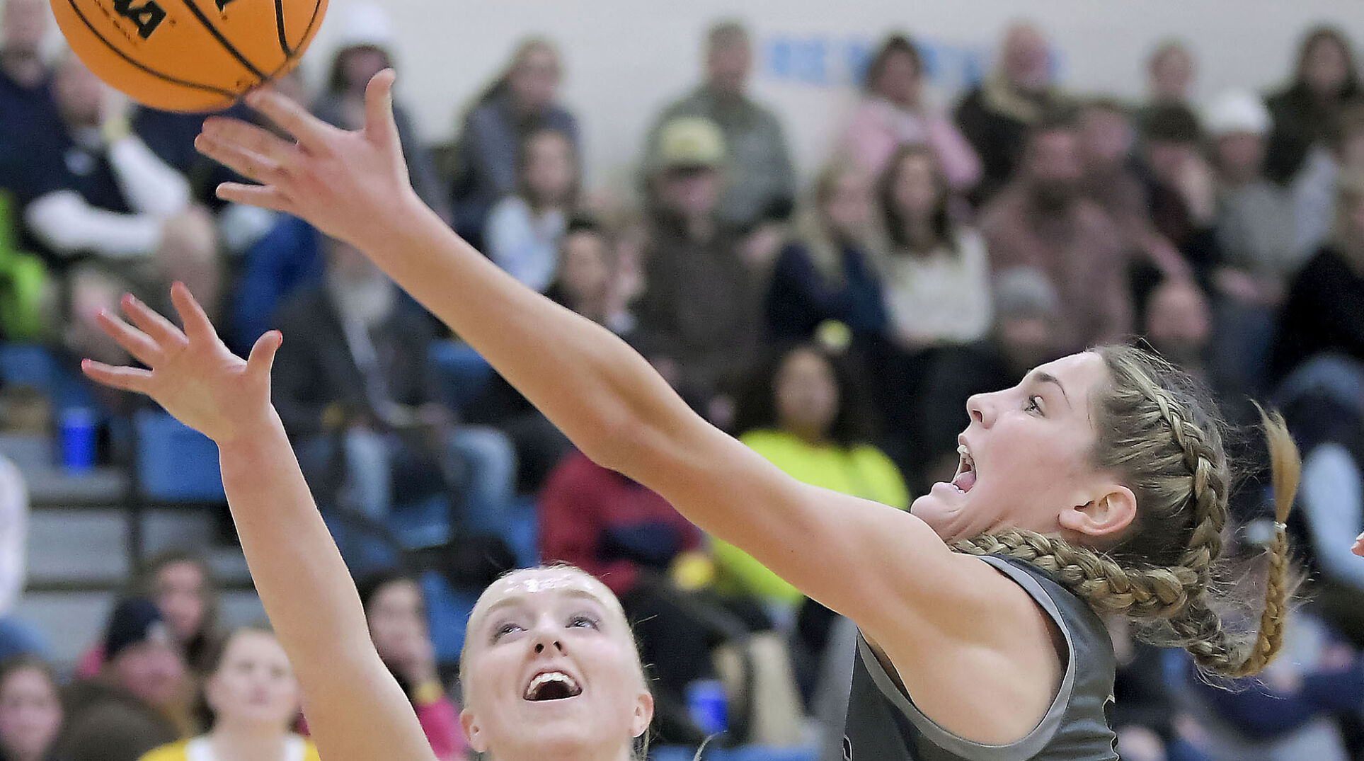 Prep girls basketball: Riverhawks surge in second, on top region